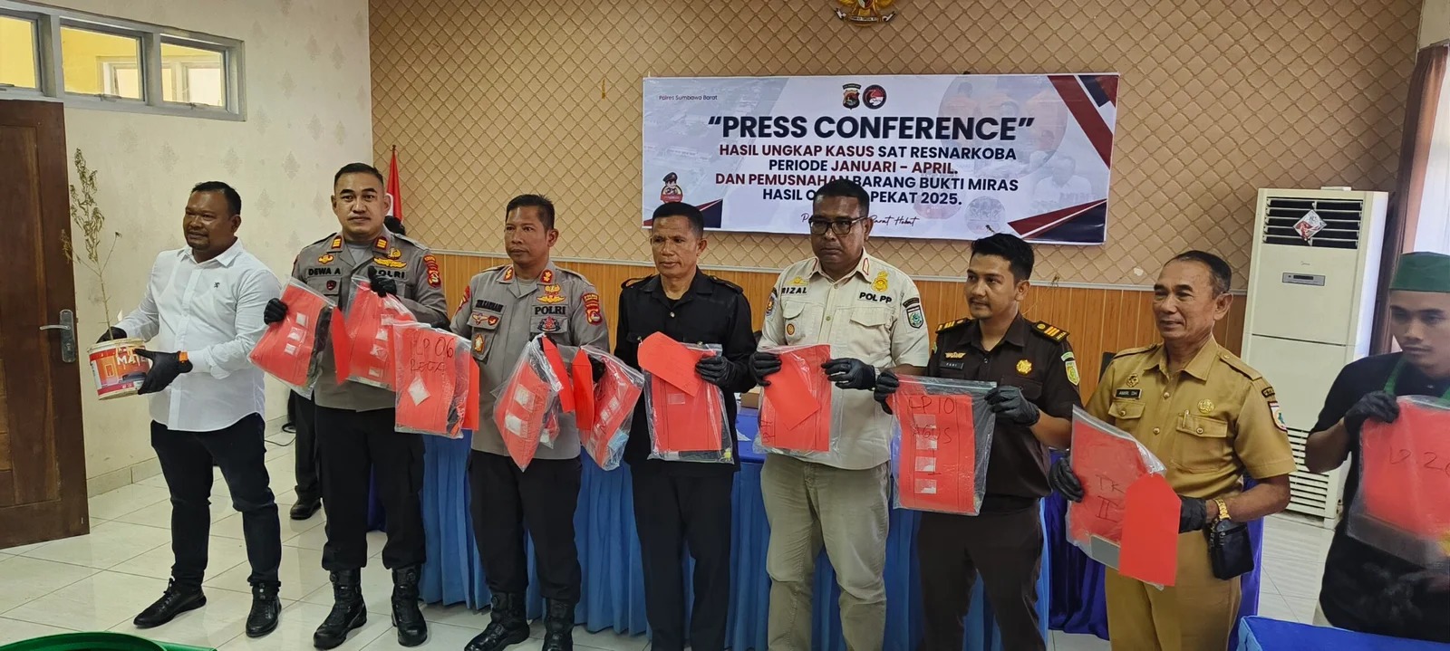 Polres Sumbawa Barat Bongkar 20 Kasus Narkoba, 24 Tersangka Diamankan