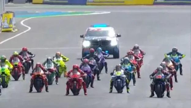 MotoGP Prancis 2025 Penuh Drama: Johann Zarco Juara di Rumah Sendiri, Marquez Kedua, Aldeguer Curi Podium