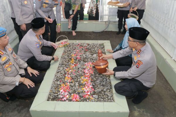 Silaturahmi Kapolda NTB, Pererat Sinergi dengan Tokoh Agama di Lombok Timur