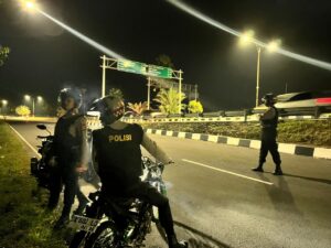 Patroli Dini Hari Polisi Gagalkan Aksi Balap Liar di Underpass Lombok Barat
