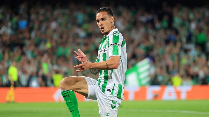 Real Betis Tundukkan Fiorentina 2-1 di Semifinal Conference League, Antony Jadi Penentu