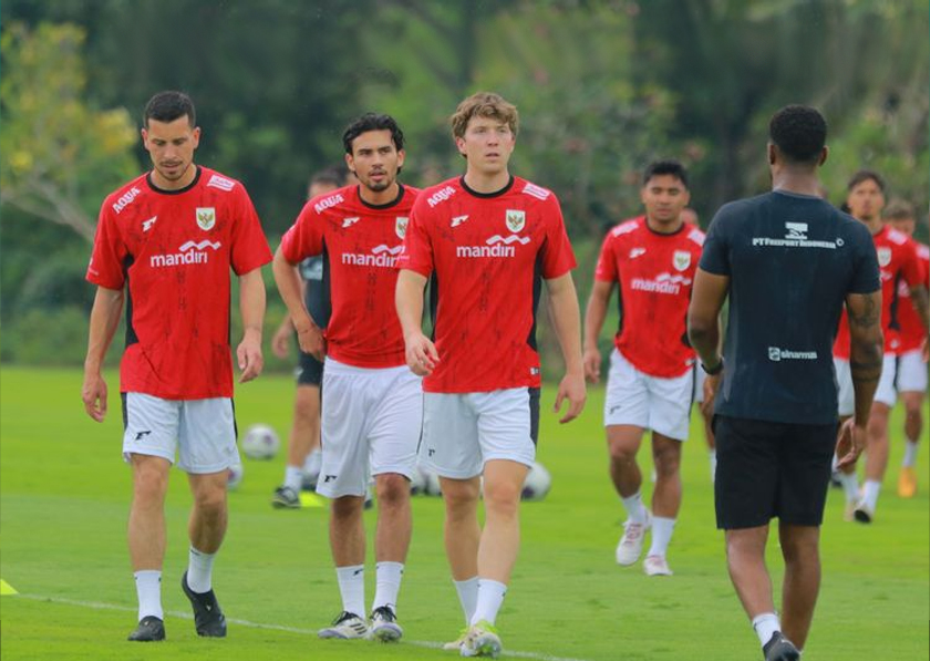 Latihan di GBK, Timnas Indonesia Matangkan Strategi Hadapi China