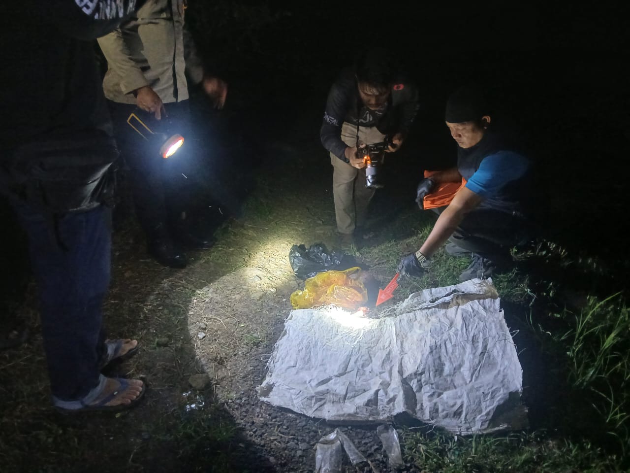 Polres Lombok Tengah Selidiki Penemuan Jasad Bayi di Desa Penujak