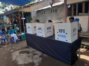 Pilkaling Kebun Lauk Berlangsung Aman, Polsek Mataram Kawal Proses Demokrasi Warga