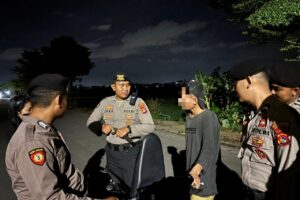 Patroli Subuh Polresta Mataram, Amankan Remaja Bawa Sajam