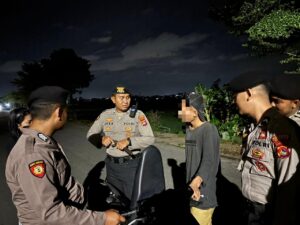 Patroli Subuh Polresta Mataram, Amankan Remaja Bawa Sajam